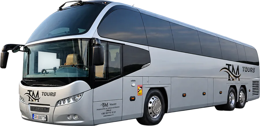 Srebrni autobus Neoplan Cityliner s natpisom TM Tours